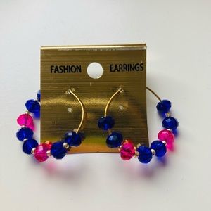Hoop earrings with blue and pink jewels
